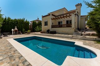 Haus en Co�n