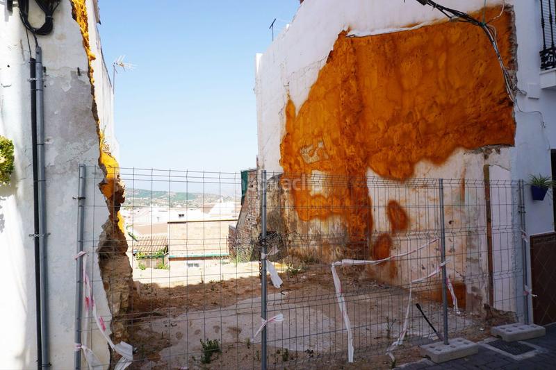 Foto d817a5b3-8b03-491f-acd8-b0cdc8d399ba. Terreno residencial en Centro Alhaurín el Grande