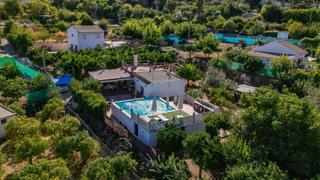 Country house in Monda