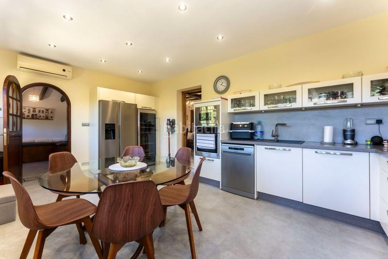 Foto deb5767e-74b9-4f69-b9b3-9c0c86597442. Country house with parking pool in Centro Alhaurín el Grande