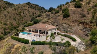 Masia en Gibralgal�a