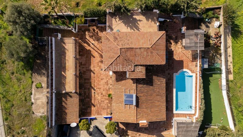 Foto d4105abe-0979-4fb3-b9bf-a5d01215c79b. Casale con piscina in Centro Alhaurín el Grande