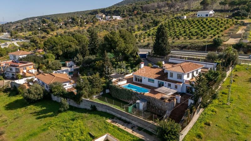 Foto 06ff0aec-b09b-4f3f-8d19-702f39cb5d50. Country house with pool in Centro Alhaurín el Grande