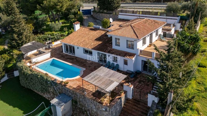 Foto 2c5e0e49-65d1-4022-8e4b-dc6fb2458238. Country house with pool in Centro Alhaurín el Grande