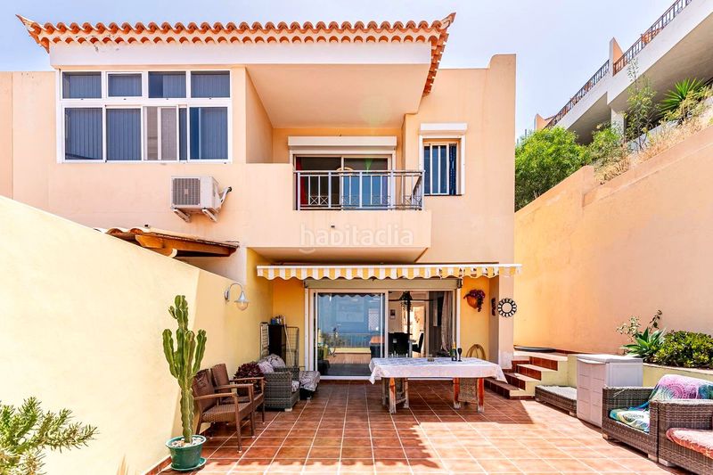 Foto f8e9307e-aedf-4fe7-a50d-773676d23c71. Casa amb aparcament piscina a Torviscas Centro y Alto Adeje
