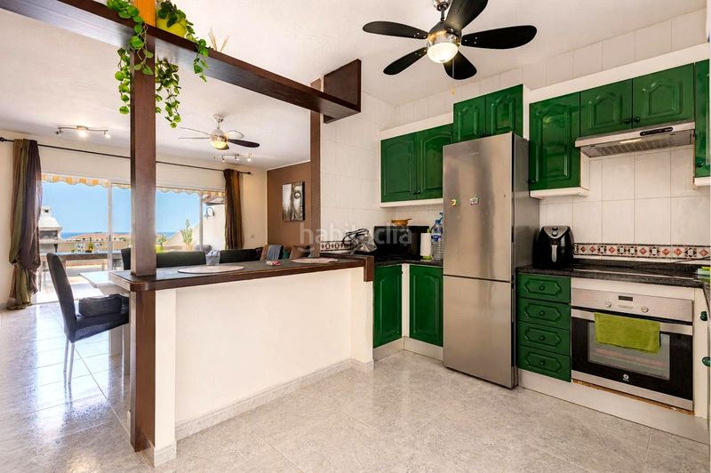 Foto ff7021b6-6210-46e7-ae6a-87d44c7b6513. Casa amb aparcament piscina a Torviscas Centro y Alto Adeje