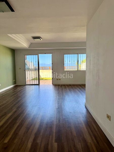 Foto f1dc2347-7967-45cc-adfc-5a1160d9b0ba. Casa amb aparcament piscina a Torviscas Centro y Alto Adeje