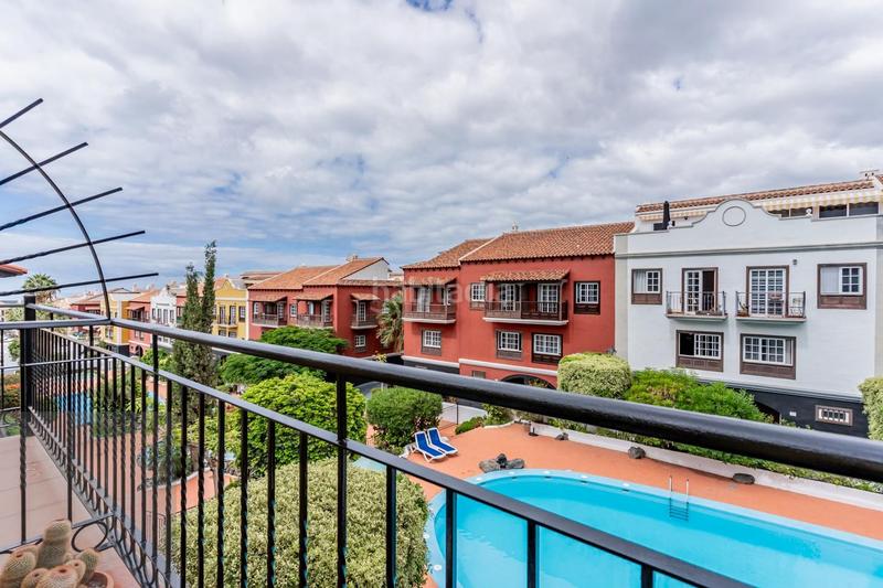 Foto bbda1d74-e514-4c8f-9e77-aed9a3731f67. Àtic amb aparcament a Casco Urbano Adeje