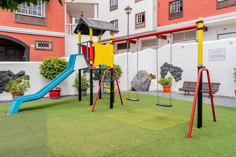 Foto 3c8565a2-a632-4f72-be9c-45a96180166f. Attique avec parking dans Casco Urbano Adeje