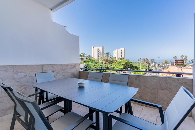 Foto f42c013a-549f-4d04-a386-d6b8563c229c. Dúplex a Playa de las Américas Arona