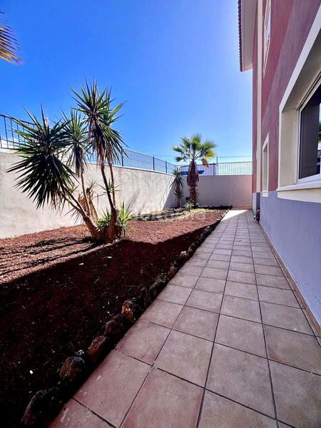 Foto ec063ca5-ec44-4d57-b980-564b97f83a15. Piano terra con parcheggio in Callao Salvaje - Playa Paraíso Adeje