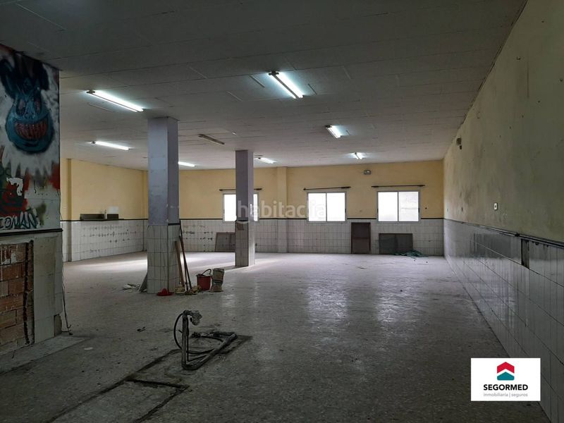 Foto ccae6a2b-9d67-4395-9b64-7ff911fdd412. Lloguer local comercial a Segorbe