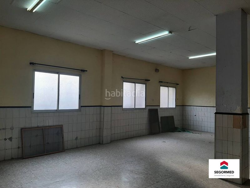 Foto d1297445-db39-4f16-9667-8ad08064bc96. Lloguer local comercial a Segorbe