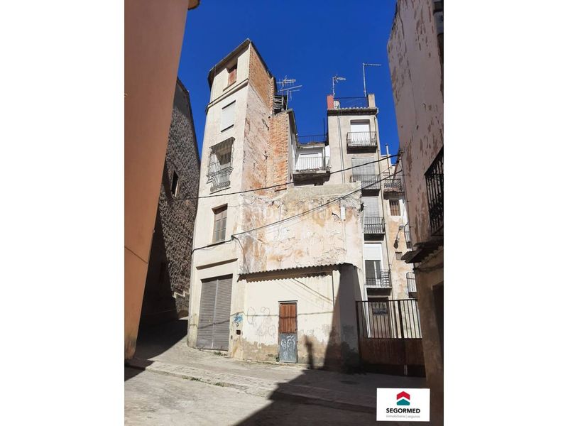 Foto 70c98007-3a1c-4c58-8162-025a48f43297. Edifici a Segorbe