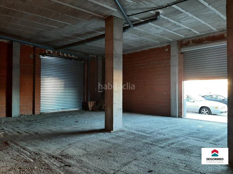 Foto db8971a2-aebc-4ddd-b496-8cedd09b7b8f. Local comercial a angastó 10 a Segorbe