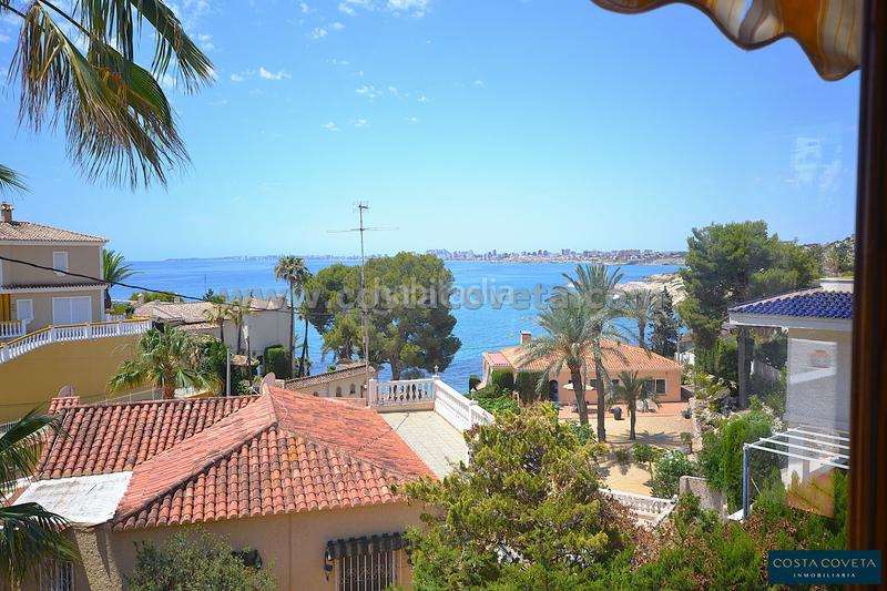 Foto 22a9cf62-b00c-4f75-80ad-fcf7112fab7f. Maison avec parking dans Pueblo Español-Coveta Fumá Campello (el)