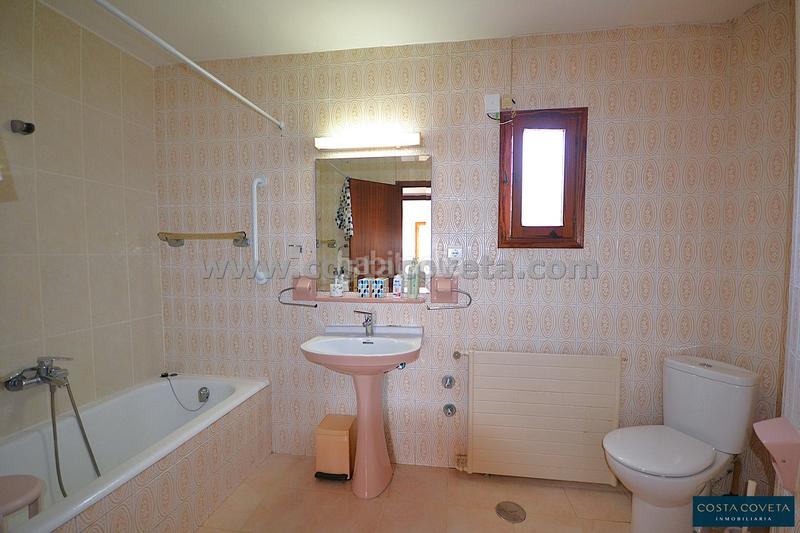 Foto a466011c-0743-42e9-baff-9345b4fcf37d. Maison avec parking dans Pueblo Español-Coveta Fumá Campello (el)