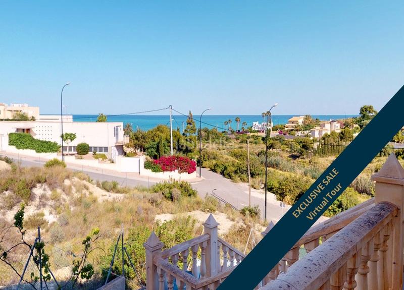 Foto e5b486f4-2541-4cb3-b8de-8e13057c66c9. Casa amb aparcament piscina a Pueblo Acantilado-Lanuza Campello (el)