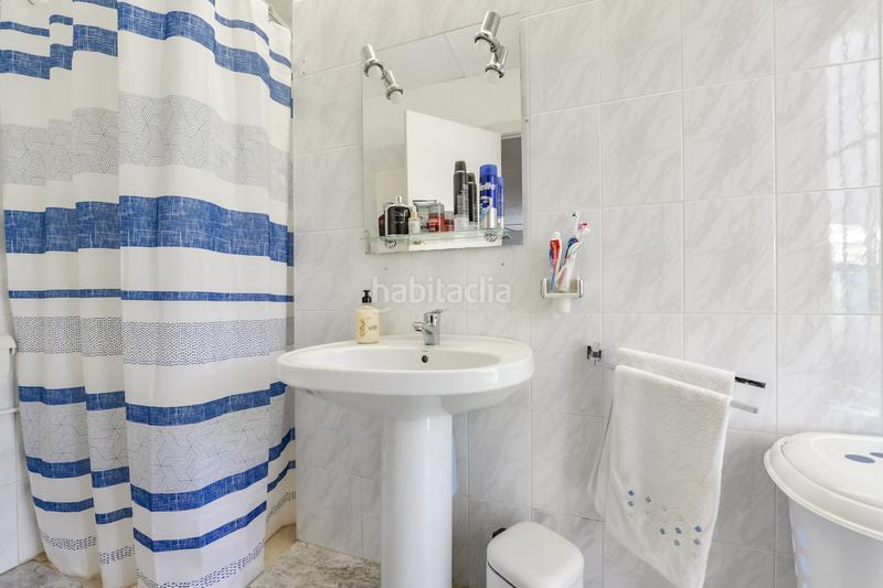 Foto 6ef9ccbc-a7f3-41ce-98a0-74ca287f2610. Local comercial en exclusiva, venta de restaurante y vivienda en Campello (el)