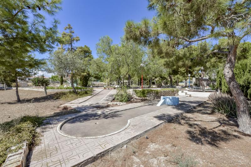 Foto f6f1d079-360f-4d06-8a85-f7156d4be853. Local comercial en exclusiva, venta de restaurante y vivienda en Campello (el)