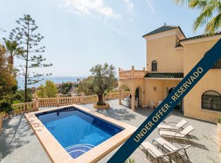 Casa en Oslo 7. Villa con vistas panor�micas al mar y total privacidad en coveta