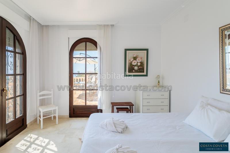 Foto 901b3024-6070-408d-b683-b8fdd645e8ed. Casa a oslo 7 a Pueblo Español-Coveta Fumá Campello (el)