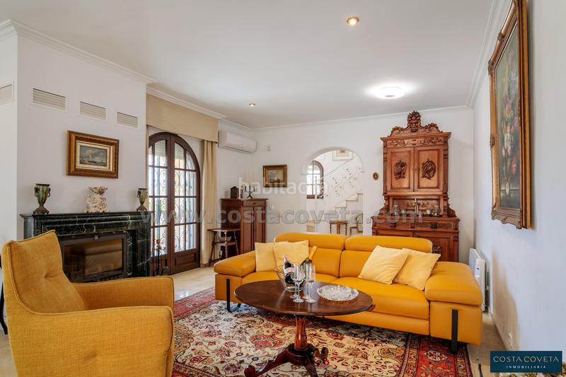 Foto b0d0ac83-4cc6-4812-9140-9ae875536a60. Casa a oslo 7 a Pueblo Español-Coveta Fumá Campello (el)