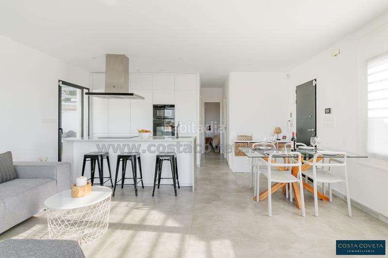 Foto 16309f53-27ef-4033-954d-3205655e9f68. Casa in osca d' 9 in Pueblo Español-Coveta Fumá Campello (el)