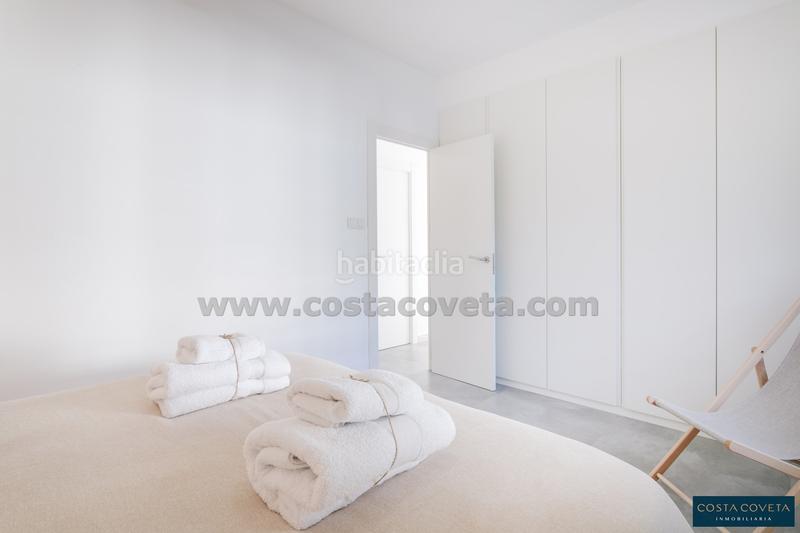 Foto 40c8cd2c-dc0f-496a-9711-480b20d4651d. Casa in osca d' 9 in Pueblo Español-Coveta Fumá Campello (el)