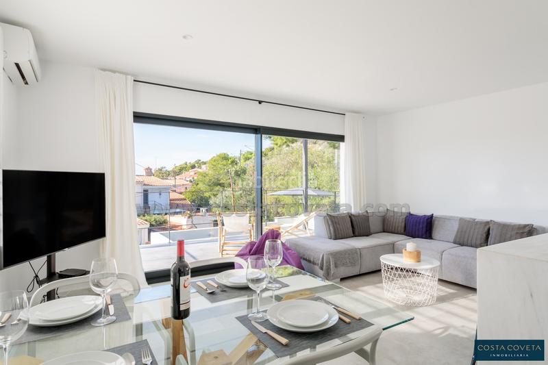 Foto 4438df65-8af0-436a-8eb2-6491b5190535. Casa in osca d' 9 in Pueblo Español-Coveta Fumá Campello (el)