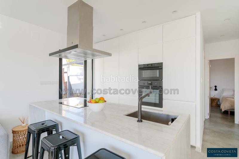 Foto 4bf92a7c-1702-47ff-8e05-a7bf5a6ef5bf. Casa in osca d' 9 in Pueblo Español-Coveta Fumá Campello (el)