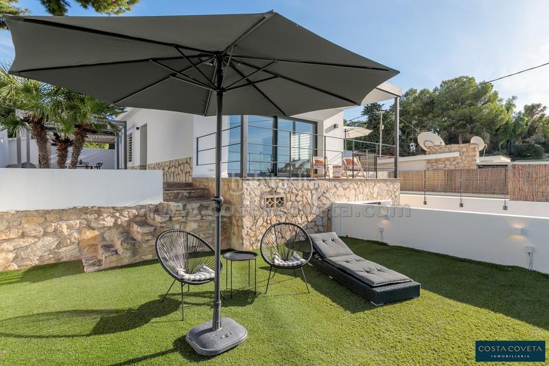 Foto a12be132-17be-48a7-85b3-b0ddbfee9f31. Casa in osca d' 9 in Pueblo Español-Coveta Fumá Campello (el)