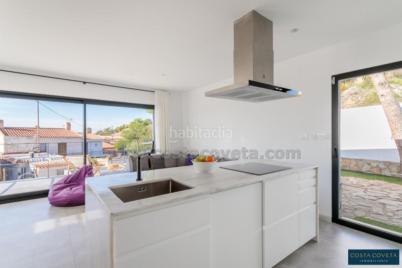 Foto bd9b9d58-ce7e-4564-8718-0920be8f5ac2. Casa in osca d' 9 in Pueblo Español-Coveta Fumá Campello (el)