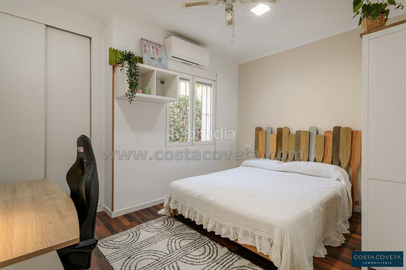 Foto a6370ec8-d4b1-45a8-865d-804f34f614d9. Casa a oslo 4 a Pueblo Español-Coveta Fumá Campello (el)