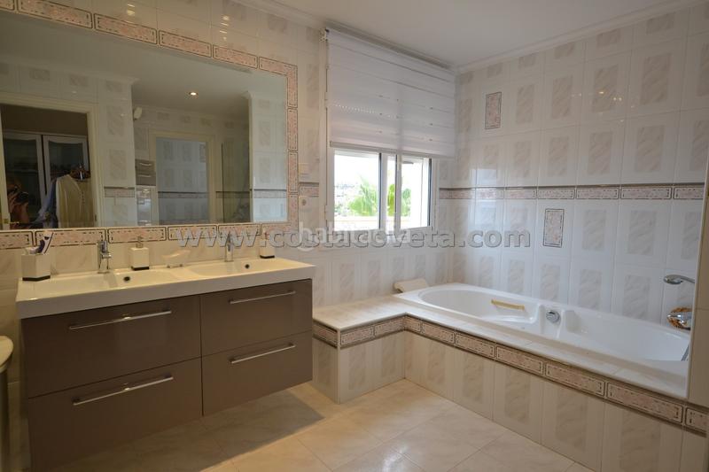 Foto 4ed1b355-973d-4cdc-8e1d-3ca93ff8fac0. Maison avec parking piscine dans Pueblo Español-Coveta Fumá Campello (el)