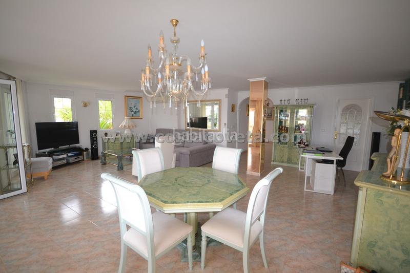 Foto 72a44dc1-361d-49aa-b5d9-6e54bac100ca. Maison avec parking piscine dans Pueblo Español-Coveta Fumá Campello (el)