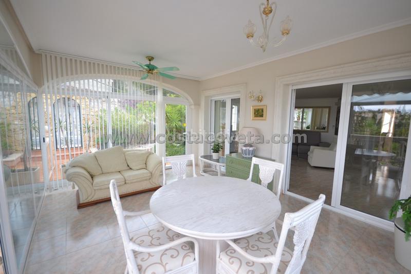 Foto a1b7cc4d-267e-46eb-8a71-9af1af97074f. Maison avec parking piscine dans Pueblo Español-Coveta Fumá Campello (el)