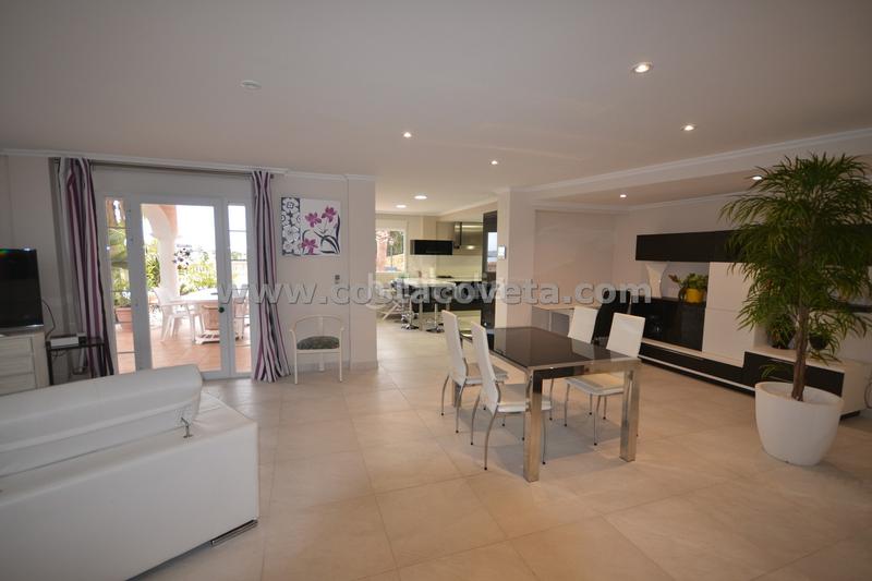 Foto ab6a7d3a-ac62-4655-9da4-56a3b51503bc. Maison avec parking piscine dans Pueblo Español-Coveta Fumá Campello (el)