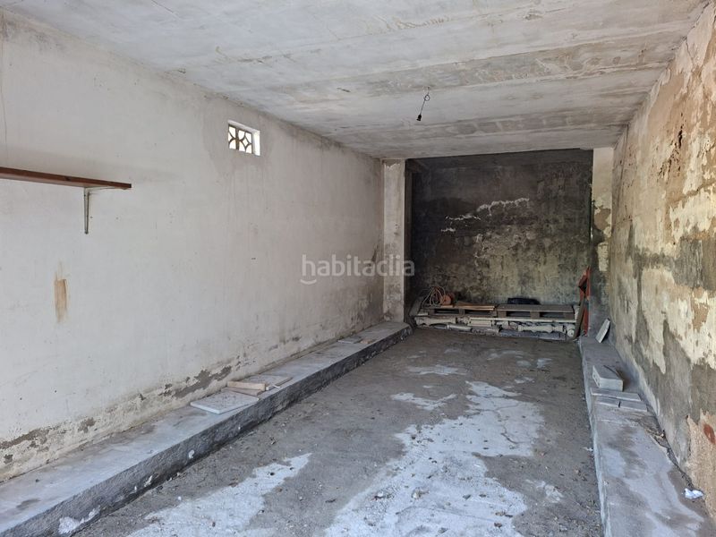 Foto e38b28df-cfb4-4caf-87ac-af912ecc194a. Aparcament cotxe a Pueblo Español-Coveta Fumá Campello (el)