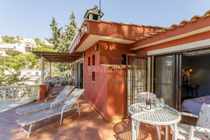 Foto 6ee7d596-e8fb-4cb8-a061-92847c16c56d. Casa a osca d' 10 a Pueblo Español-Coveta Fumá Campello (el)