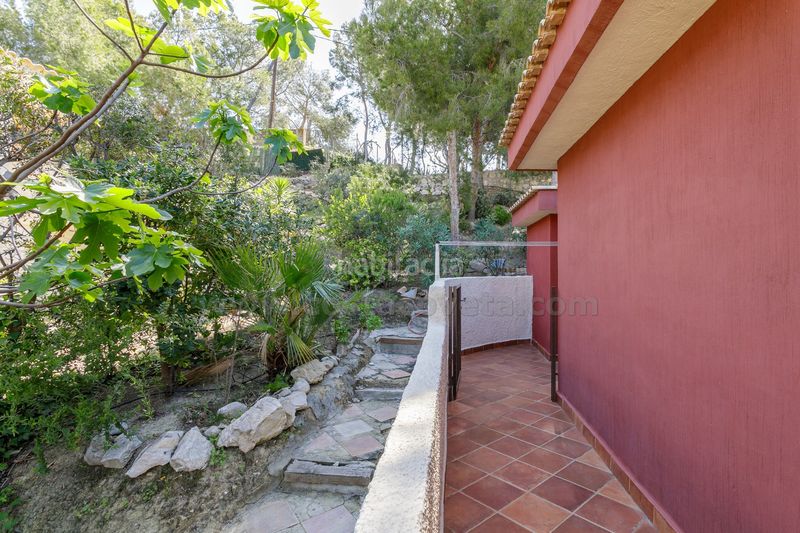 Foto af052fd2-c12b-4e4b-b552-10c049854609. Casa a osca d' 10 a Pueblo Español-Coveta Fumá Campello (el)