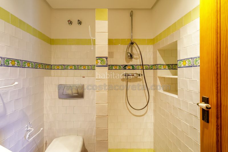 Foto d87fbb43-d23b-4f32-b0c2-10072e88e235. Casa a osca d' 10 a Pueblo Español-Coveta Fumá Campello (el)