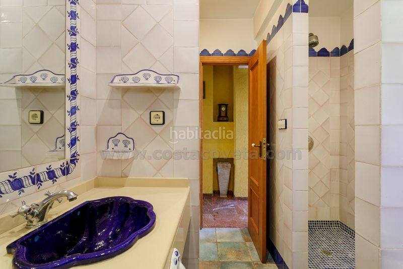Foto e6da0e84-9430-474e-90d8-9a673b78d4ad. Casa a osca d' 10 a Pueblo Español-Coveta Fumá Campello (el)