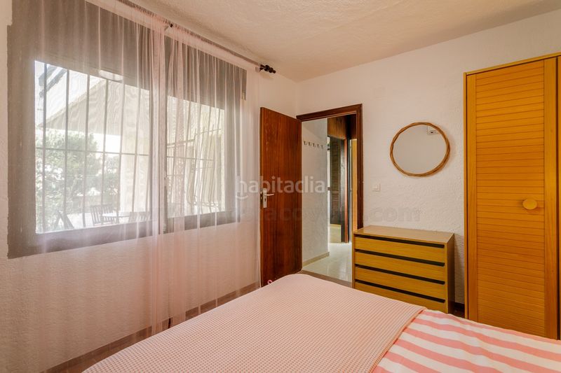 Foto 63e5ae66-a2d4-43a1-9a11-dc0f5c4c5bd9. Casa a torrent 7 a Pueblo Español-Coveta Fumá Campello (el)