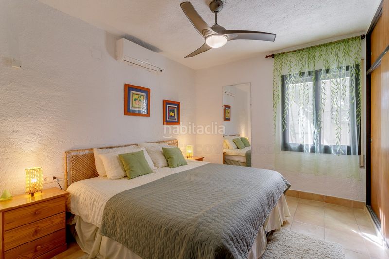 Foto c98531ce-8fff-450b-a249-577a0b2539fd. Casa a torrent 7 a Pueblo Español-Coveta Fumá Campello (el)
