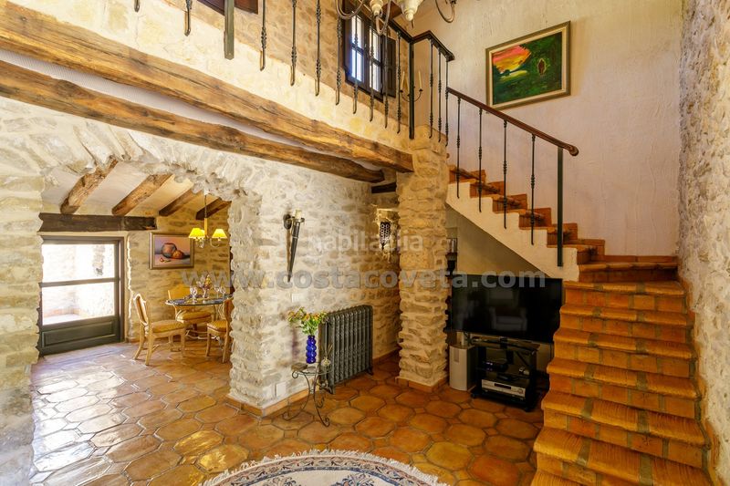 Foto ae1fdbf7-9847-472f-b483-7931f0164be2. Casa amb calefacció aparcament piscina a Relleu
