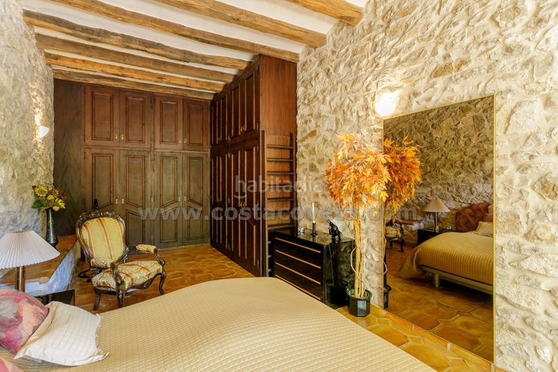 Foto d8ac915d-7b97-4866-b996-445c788f79e2. Casa amb calefacció aparcament piscina a Relleu