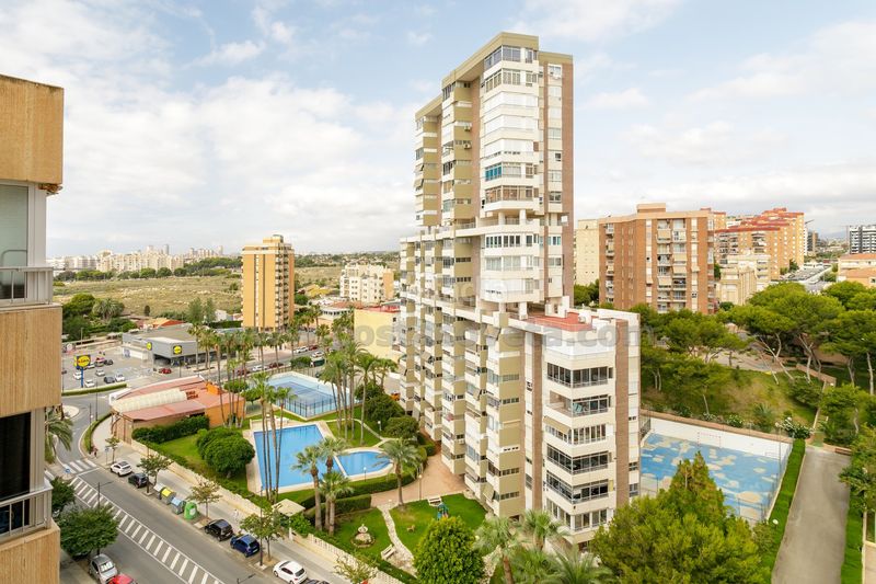 Foto a4baaf12-47d1-44ed-be61-16881cf8e976. Àtic a sant bartolomeu 30 a Campello Playa Campello (el)