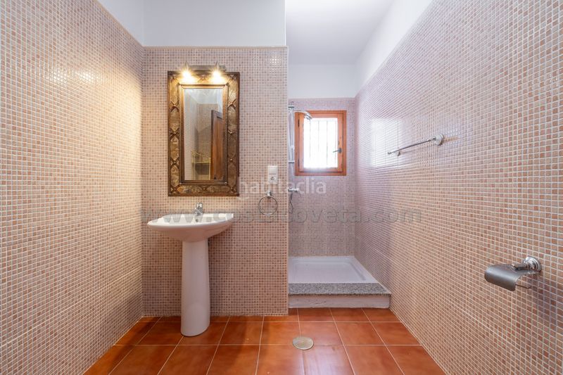 Foto 09a1f8eb-3661-4112-a772-29d7949a159a. Casa amb aparcament a Relleu