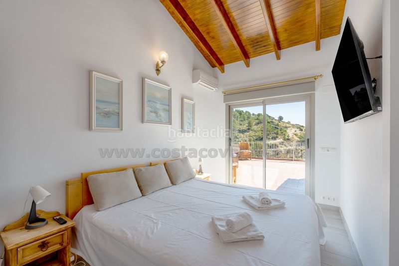 Foto 2a8a5373-d09b-48e0-8f4f-904ce3a3e284. Casa amb aparcament a Relleu